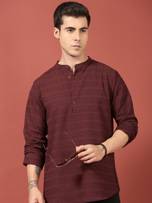 Voroxy Men Embellished Straight Kurta(Maroon)
