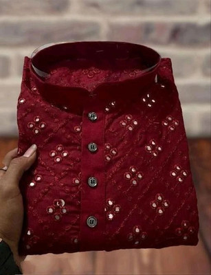 SR Fashion Men Embroidered Straight Kurta(Red)