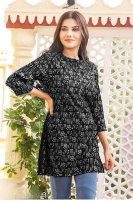 KIRTI Women Printed Straight Kurta(Black, White)