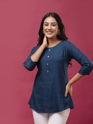 Feranoid Retail Women Solid Straight Kurta(Blue)