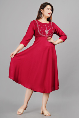 GULJAR FASHION Women Embroidered Flared Kurta(Maroon)