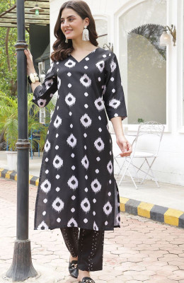 Om Sai Creation Women Printed Straight Kurta(Black)