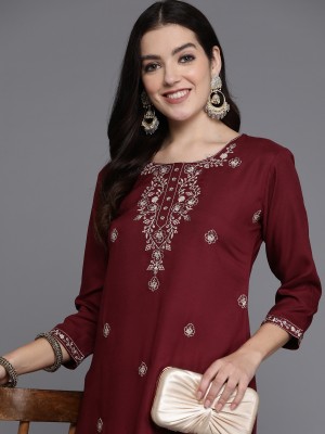 Indo Era Women Embroidered Straight Kurta(Maroon, White)