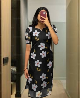 Aantra Women Floral Print Straight Kurta(Black, White)