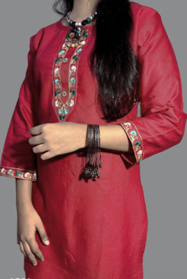 AFTAB COLLECTION Women Embroidered A-line Kurta(Red)