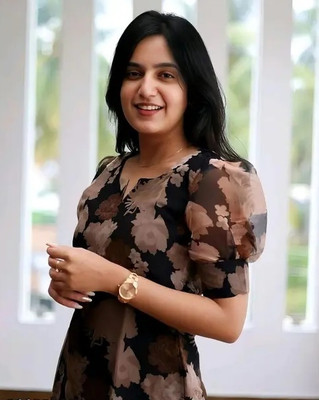 VARANI Women Printed A-line Kurta(Multicolor)