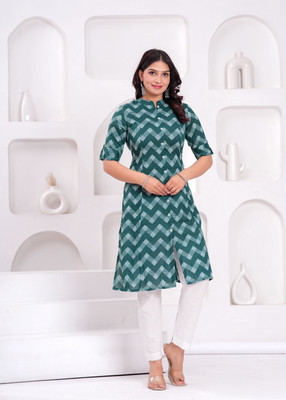 VandyAttire Women Printed A-line Kurta(Green)