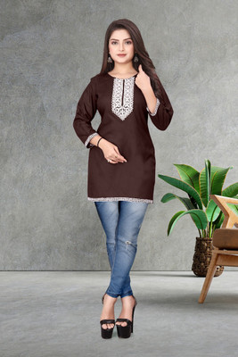 PSRR Women Embroidered Straight Kurta(Brown)