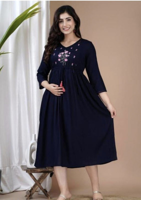 Beetiya Women Embroidered Flared Kurta(Dark Blue)