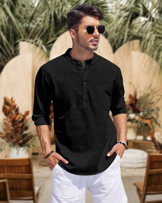 Growwax Men Self Design Straight Kurta(Black)