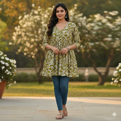 HouseOfCommon Women Printed Flared Kurta(Green)