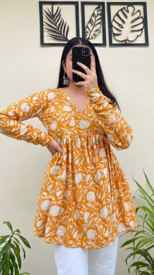Lovely Prints Women Floral Print Flared Kurta(Yellow)