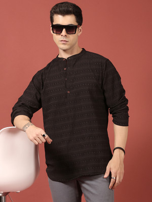 Voroxy Men Solid Straight Kurta(Black)