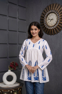 NeeraFashion Women Printed Straight Kurta(White)