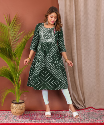 Parth f Women Printed A-line Kurta(Green)