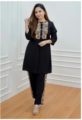 MUHANA Top Pant Co-ords Set