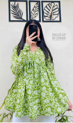 RTcollex Women Floral Print Anarkali Kurta(Green)