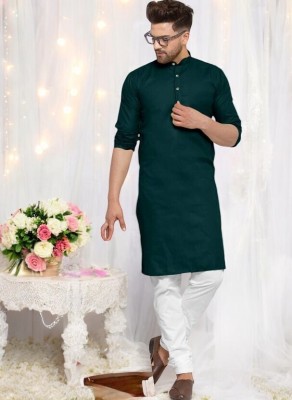 The Fashion Outlets Men Solid Straight Kurta(Dark Green)