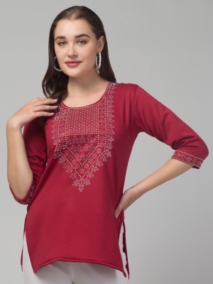 CROWNKING Women Embroidered Straight Kurta(Maroon)