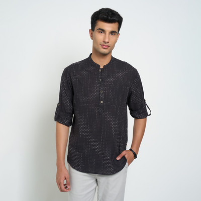 Indus Route by Pantaloons Men Printed A-line Kurta(Black)