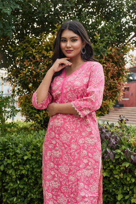 GAMLA COL FASHION Women Floral Print A-line Kurta(Pink)