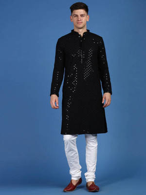manpera Men Solid Straight Kurta(Black)