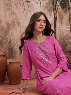 Sangria Women Printed A-line Kurta(Pink)