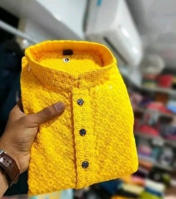 FOXDX Men Chikan Embroidery Straight Kurta(Yellow)