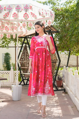 Divastri Women Chikan Embroidery A-line Kurta(Pink)