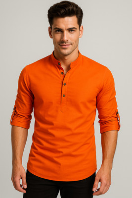 ETHNICSUTRA Men Solid Straight Kurta(Orange)
