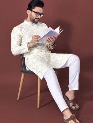 FOXDX Men Embroidered A-line Kurta(White)
