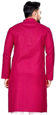 Krudha Men Solid Straight Kurta(Pink)