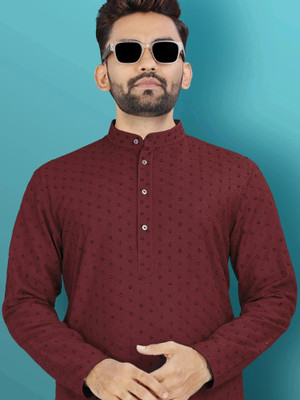 VeBNoR Men Self Design Straight Kurta(Maroon)