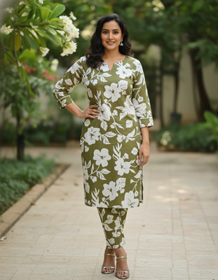 Ashyora Women Floral Print, Self Design A-line Kurta(Green)