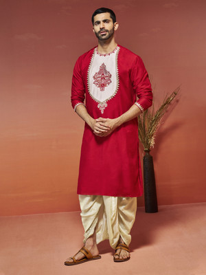 VASTRAMAY Men Embroidered Straight Kurta(Red)