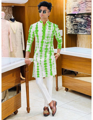 DIAMOND CLUSTER Men Printed Straight Kurta(Multicolor)