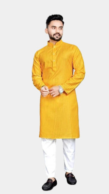 VINAARI Men Solid A-line Kurta(Yellow)