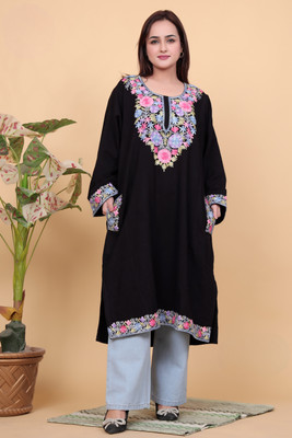 Kti Women Embroidered Straight Kurta(Black)