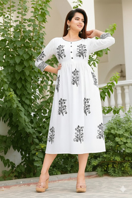 Wafa Women Printed, Floral Print Anarkali Kurta(White)