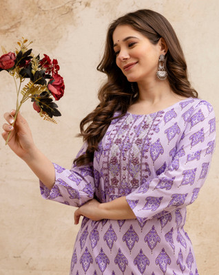 Surhi Women Embroidered Straight Kurta(Multicolor)