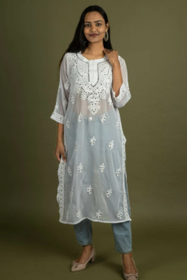 CHIKANKARI BY KK Women Chikan Embroidery Straight Kurta(White)