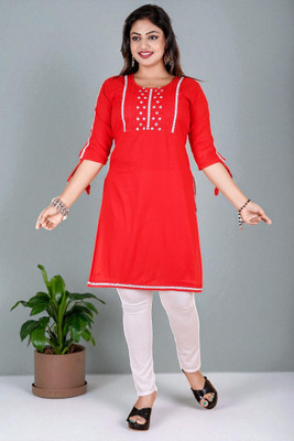 TurningFashion Women Embroidered Straight Kurta(Red)
