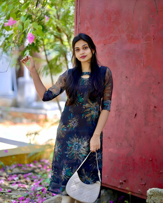 diwanboutique Women Floral Print Straight Kurta(Multicolor)