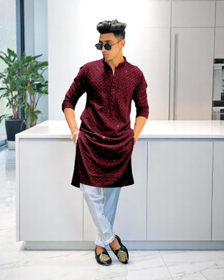 TRUST OUS Men Embroidered Straight Kurta(Maroon)