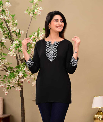 omkar Women Geometric Print A-line Kurta(Black)