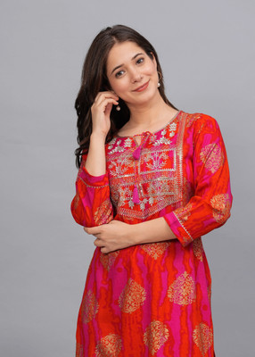 Udati Kaliya Women Embroidered, Printed Straight Kurta(Orange, Pink)