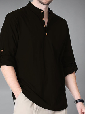 Vashuqi Men Solid Straight Kurta(Black)