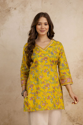 Sa Rasa Women Printed Straight Kurta(Yellow)