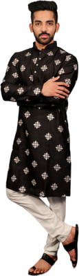 AKSHAT CREATION Men Floral Print, Self Design Straight Kurta(Black)