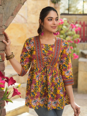 AnushreeEthnics Women Floral Print Flared Kurta(Yellow)